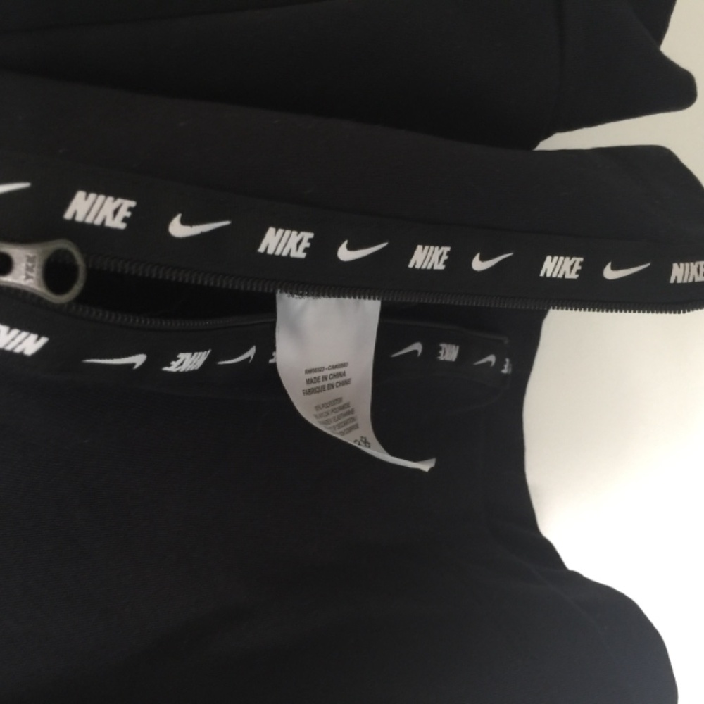Mock neck pullover - Picture 4 of 4